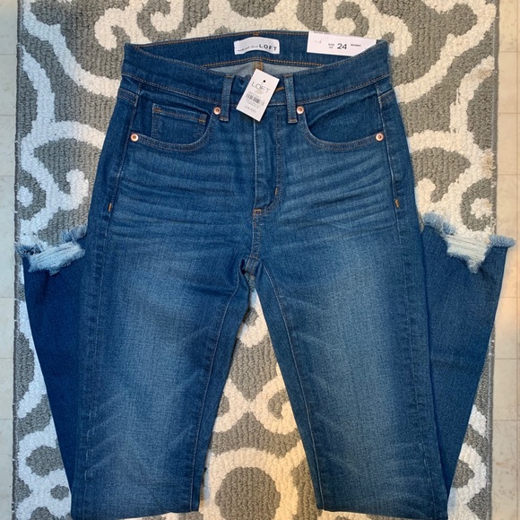NWT Loft Skinny Jeans - Picture 5 of 9